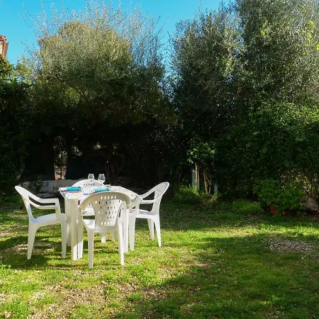 Apartment Budoniaffitti A Piedi