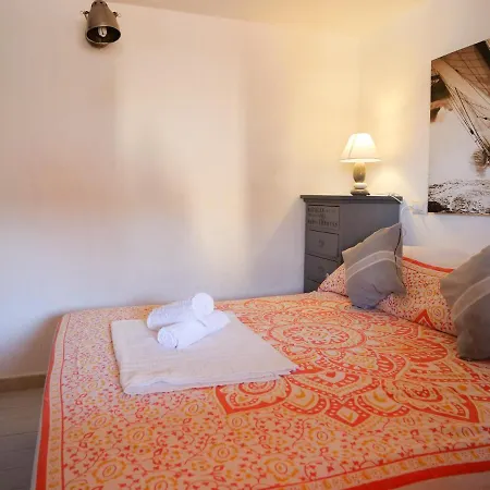 Apartment Budoniaffitti A Piedi *